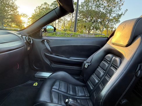 Used 2006 Ferrari F430 Spider image 13