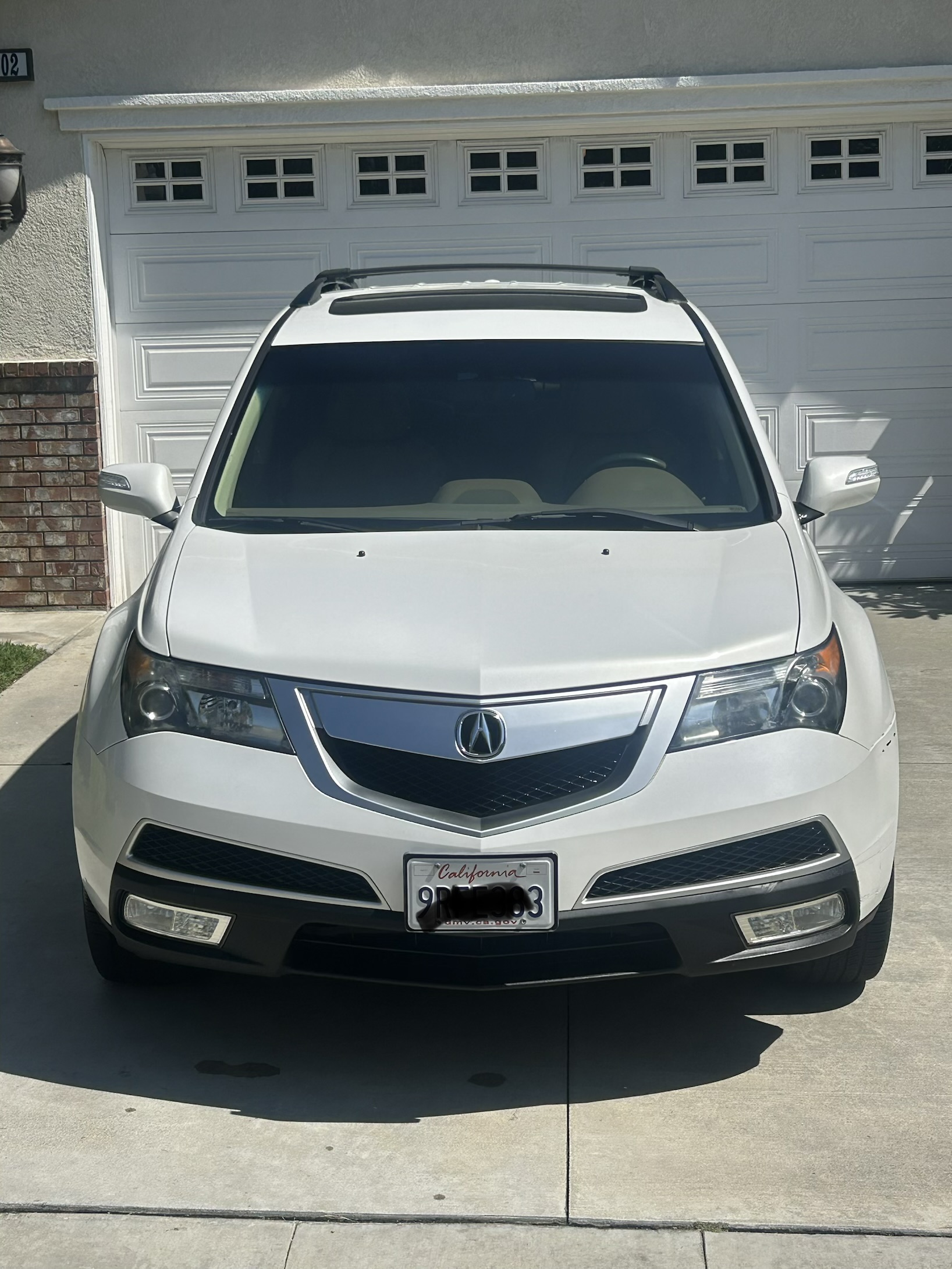 Used 2012 Acura MDX w/ Tech & Entertainment Pkg AWD/4WD image 2