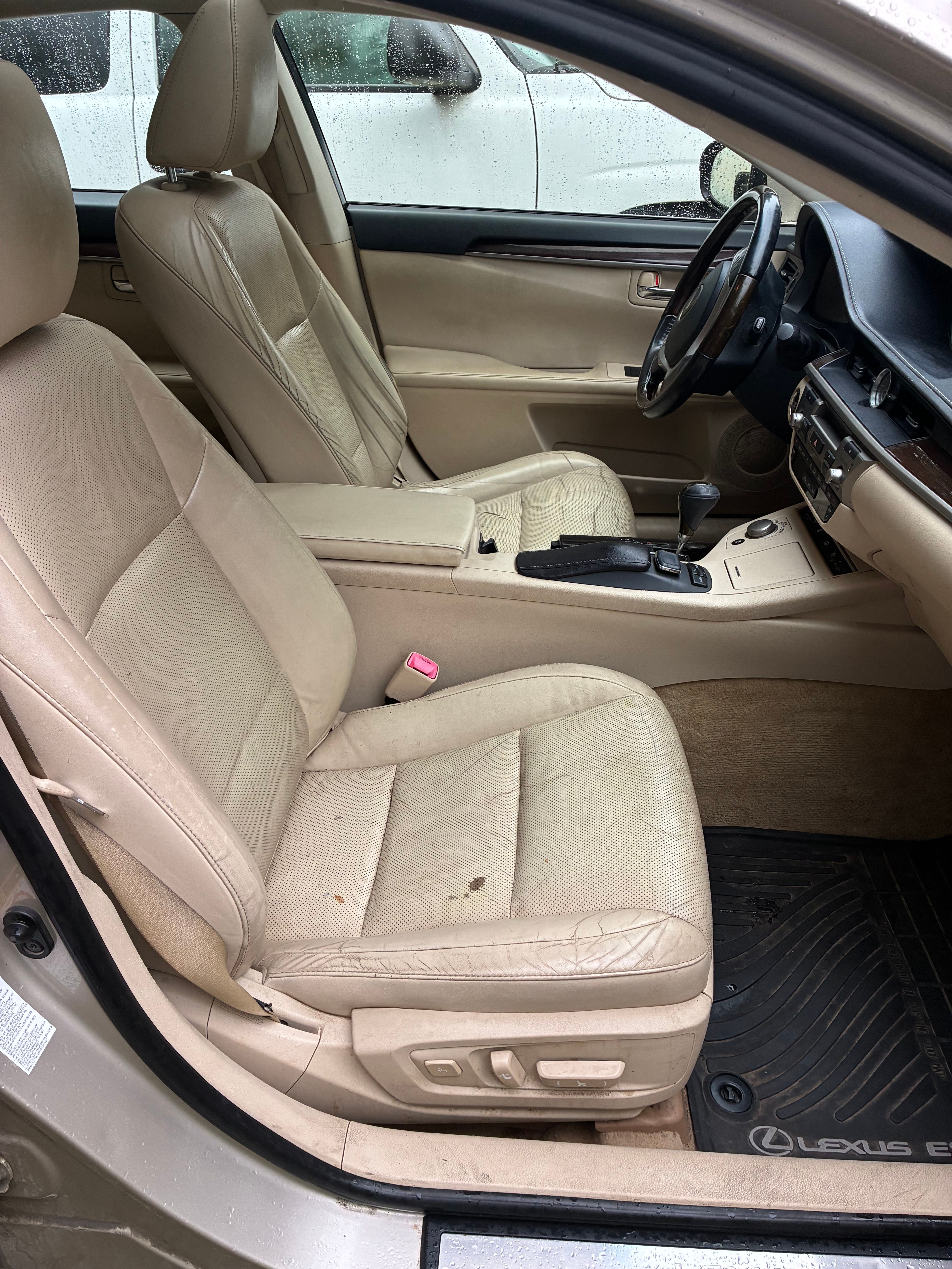 Used 2015 Lexus ES 350 w/ Luxury Package FWD image 12