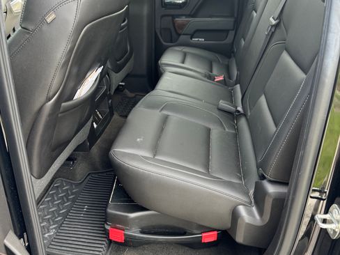 Used 2015 GMC Sierra 1500 SLE w/ Carbon-22 Edition RWD image 16
