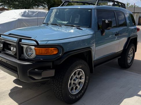 Used 2014 Toyota FJ Cruiser 4WD w/ Trail Teams Ultimate Edition image 2
