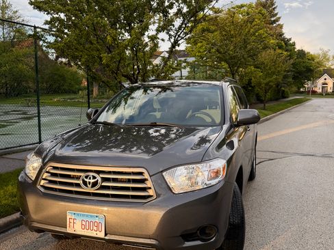 Used 2010 Toyota Highlander 4WD image 4