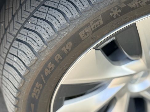 Used 2020 Tesla Model Y Long Range image 6