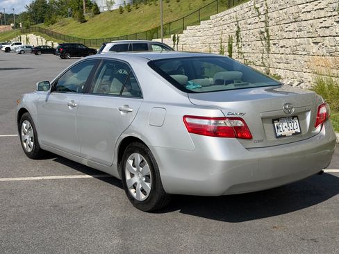 Used 2008 Toyota Camry FWD image 12