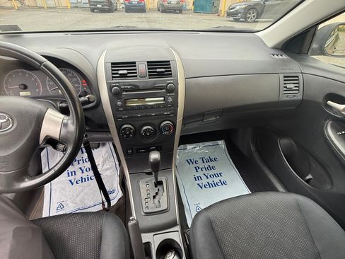 Used 2009 Toyota Corolla S FWD image 11