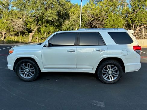 Used 2010 Toyota 4Runner Limited AWD/4WD image 5