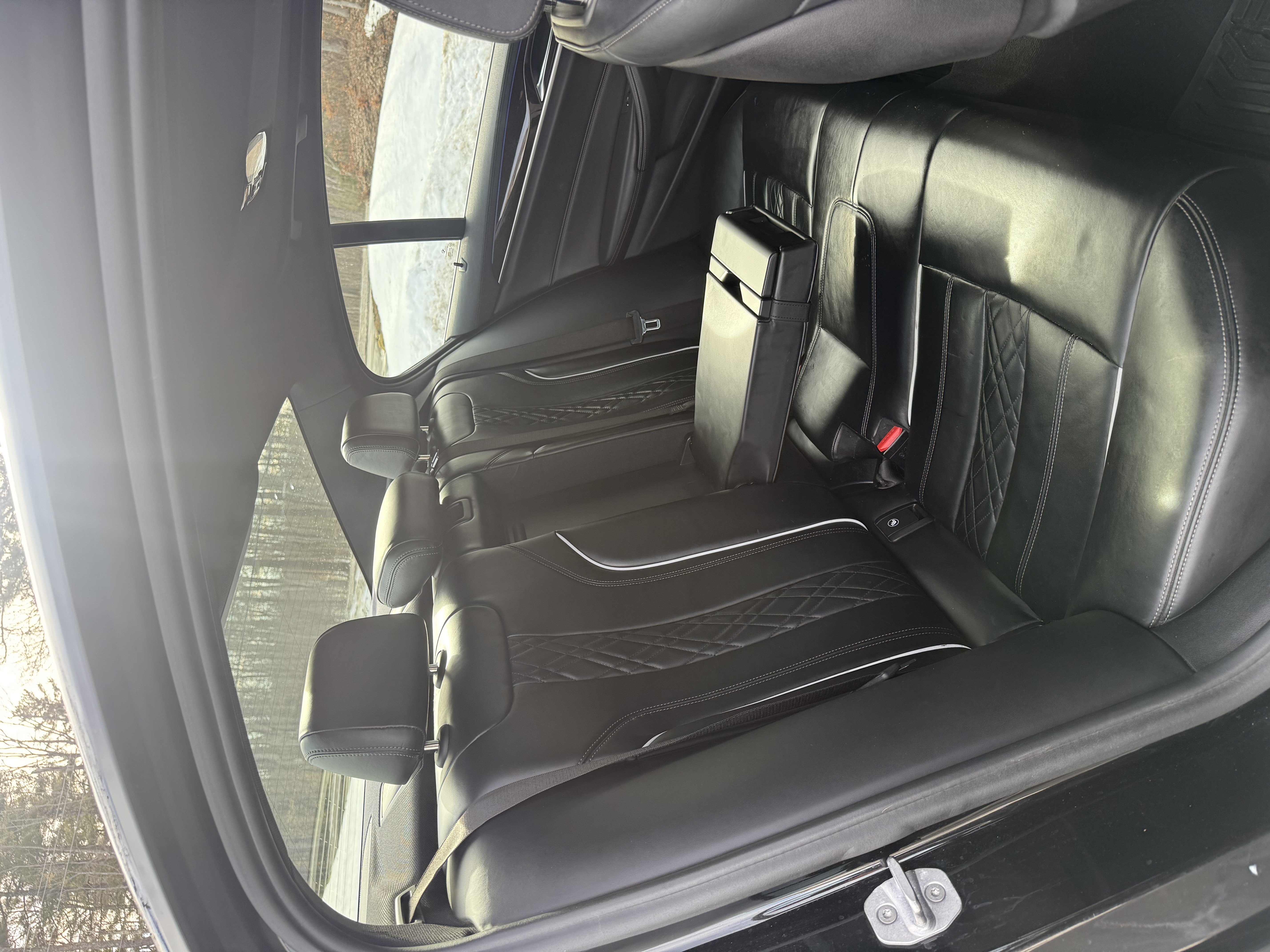 Used 2018 BMW 540i xDrive AWD/4WD image 12