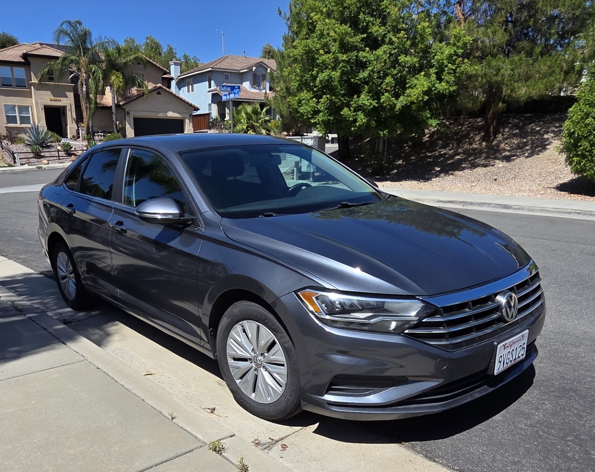 Used 2019 Volkswagen Jetta S w/ Driver Assistance Package FWD image 13
