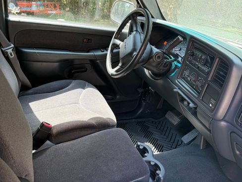 Used 2002 GMC Sierra 1500 SLE RWD image 10