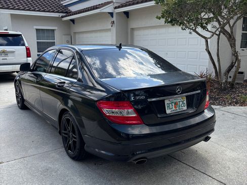 Used 2009 Mercedes-Benz C 350 Sport image 4