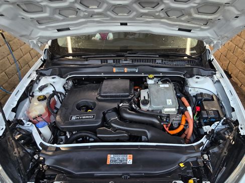 Used 2019 Ford Fusion SE FWD image 13