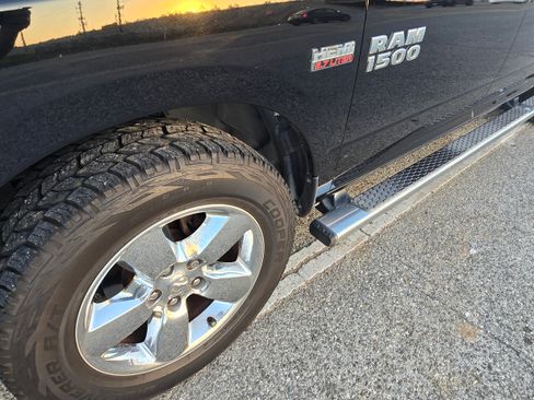 Used 2014 RAM 1500 Lone Star image 9
