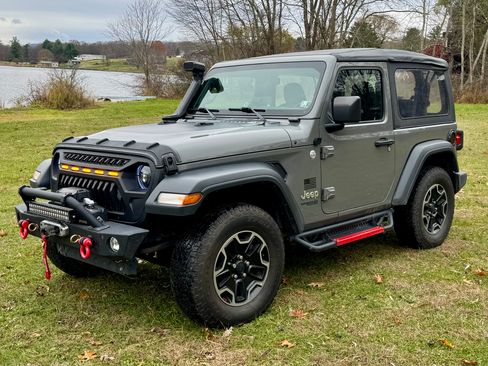Used 2020 Jeep Wrangler Sport AWD/4WD image 1