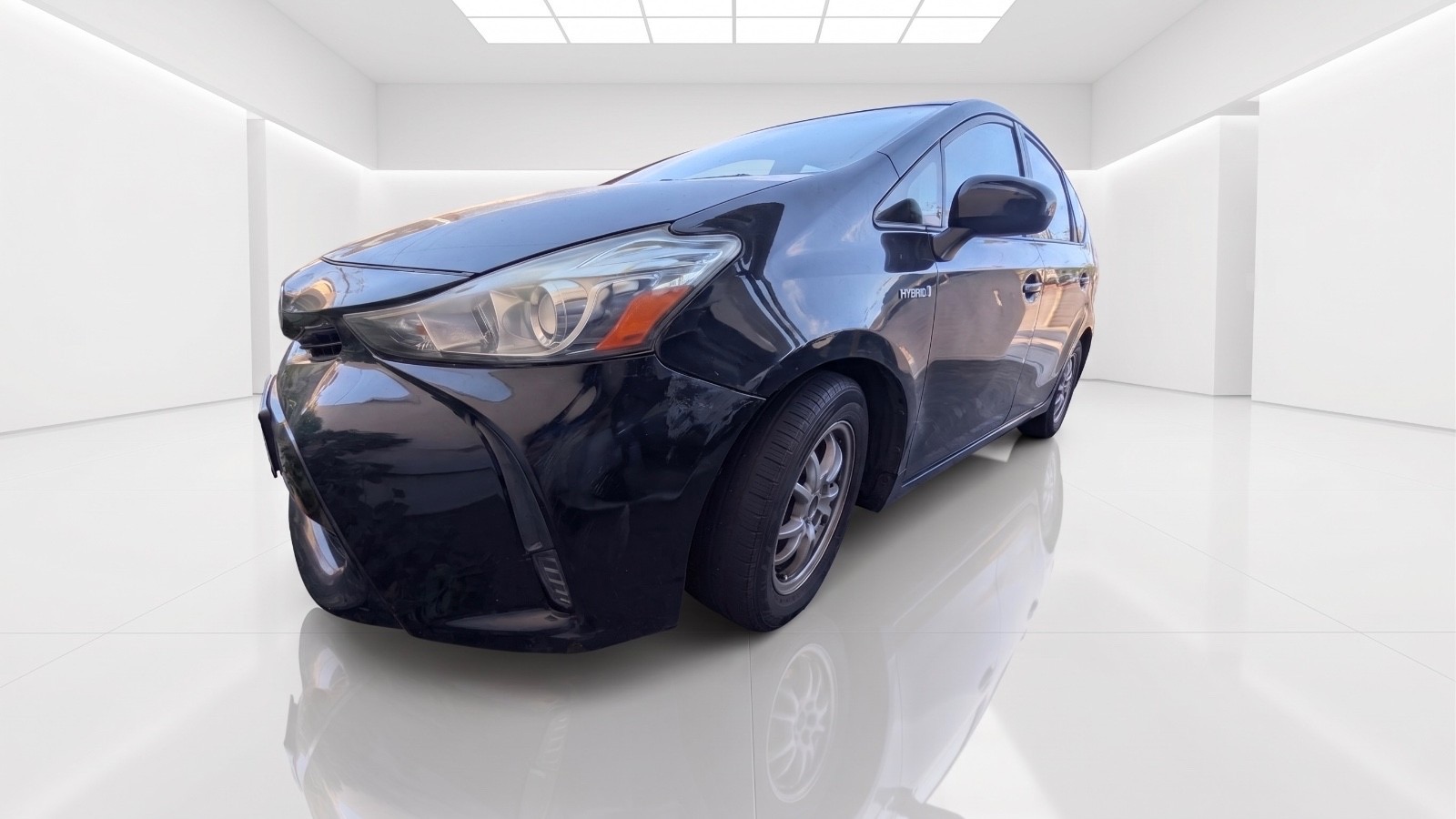 Used 2015 Toyota Prius V Two FWD image 8