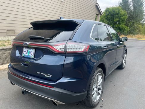 Used 2017 Ford Edge Titanium w/ Equipment Group 302A image 4