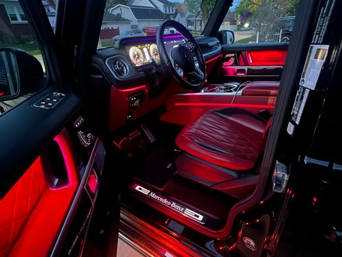 Used 2019 Mercedes-Benz G 550 image 2