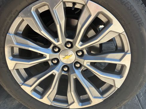 Used 2015 Chevrolet Tahoe LT image 5