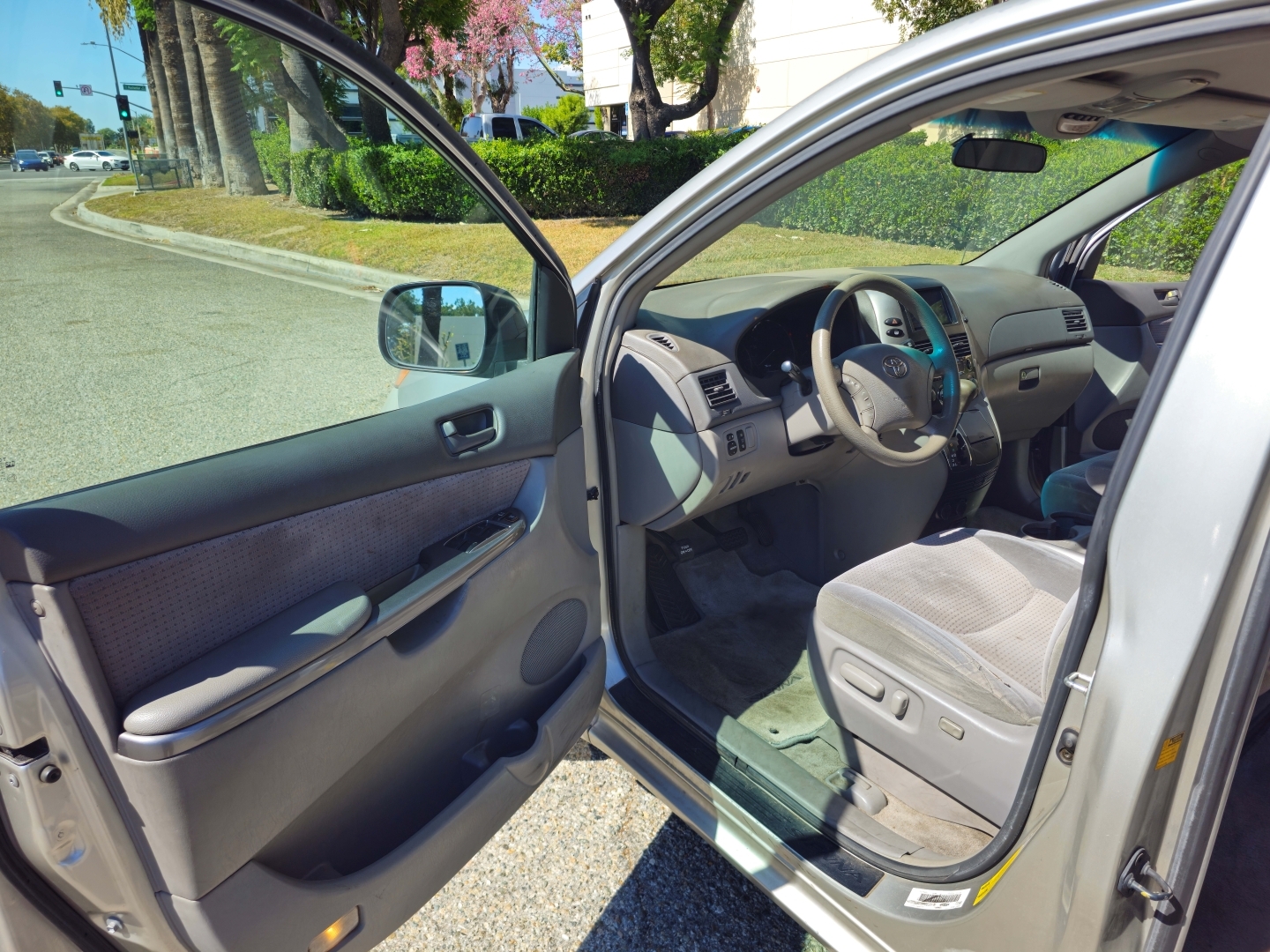 Used 2006 Toyota Sienna LE FWD image 14