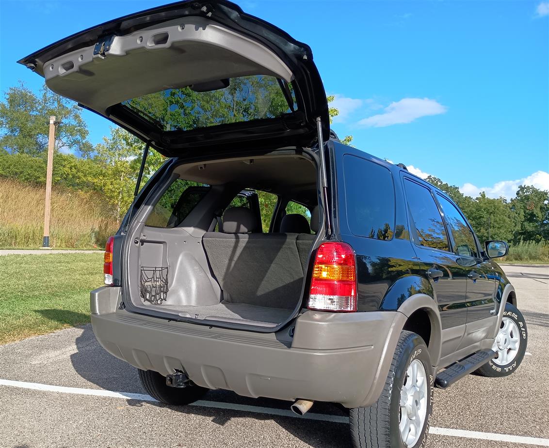 Used 2002 Ford Escape XLT AWD/4WD image 8
