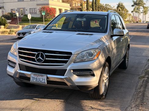 Used 2015 Mercedes-Benz ML 350 4MATIC image 5