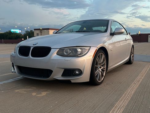 Used 2011 BMW 335i Coupe RWD image 1