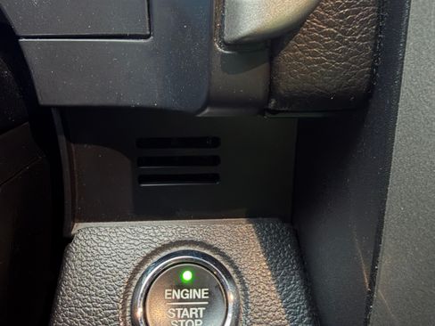 Used 2015 Ford F150 Lariat w/ Equipment Group 502A Luxury image 26