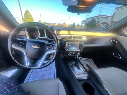 Used 2014 Chevrolet Camaro LT image 16
