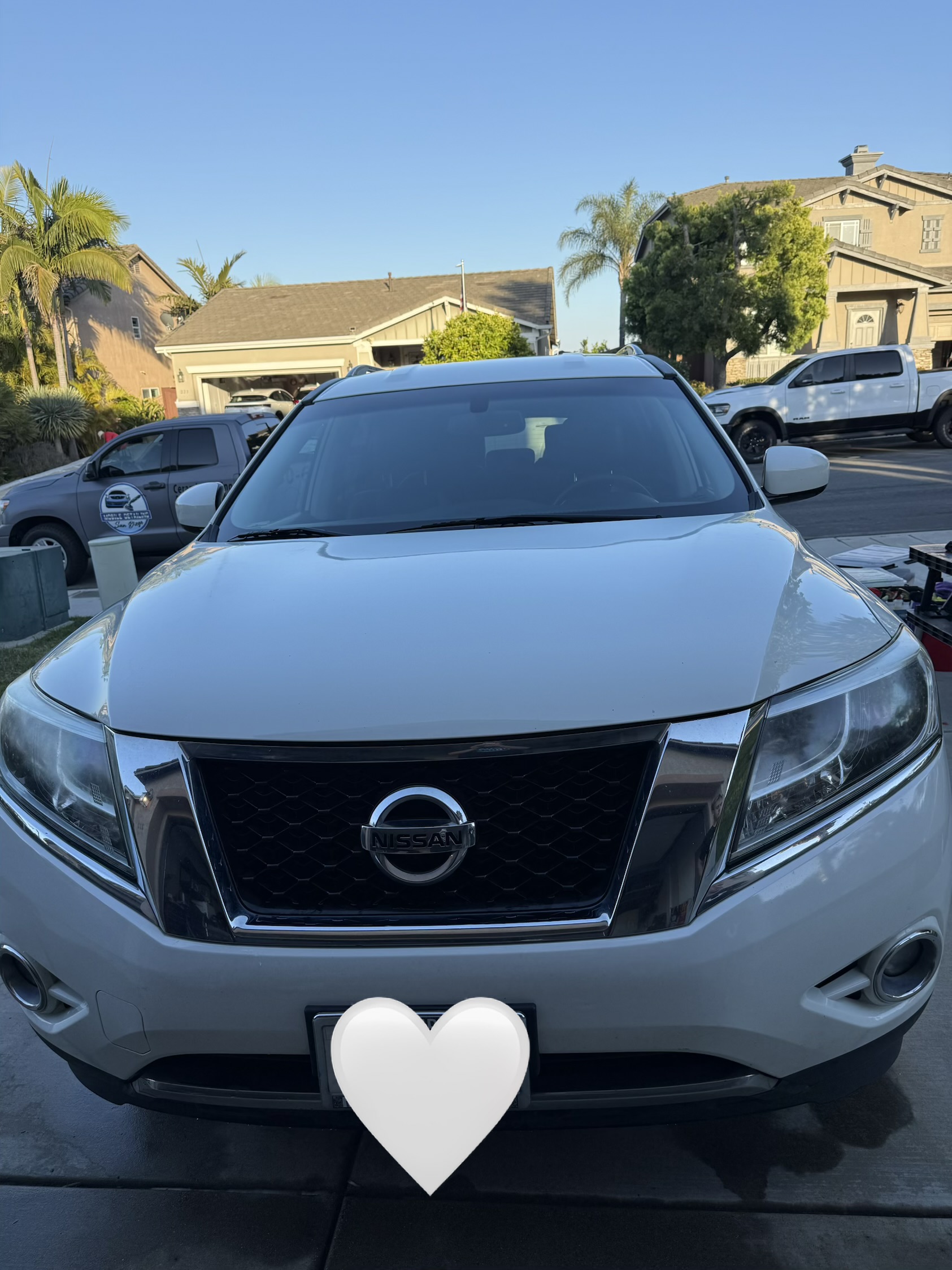 Used 2016 Nissan Pathfinder SL w/ Cargo Package FWD image 1