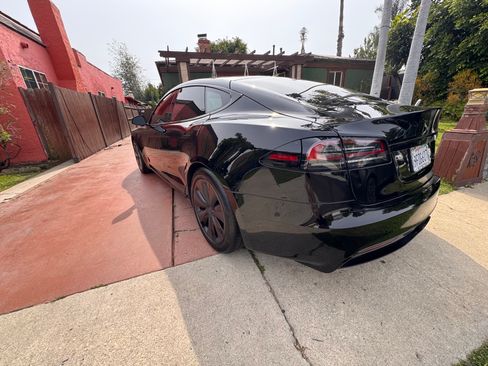 Used 2023 Tesla Model S Standard Range image 9