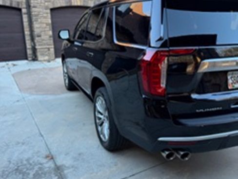 Used 2023 GMC Yukon Denali image 11