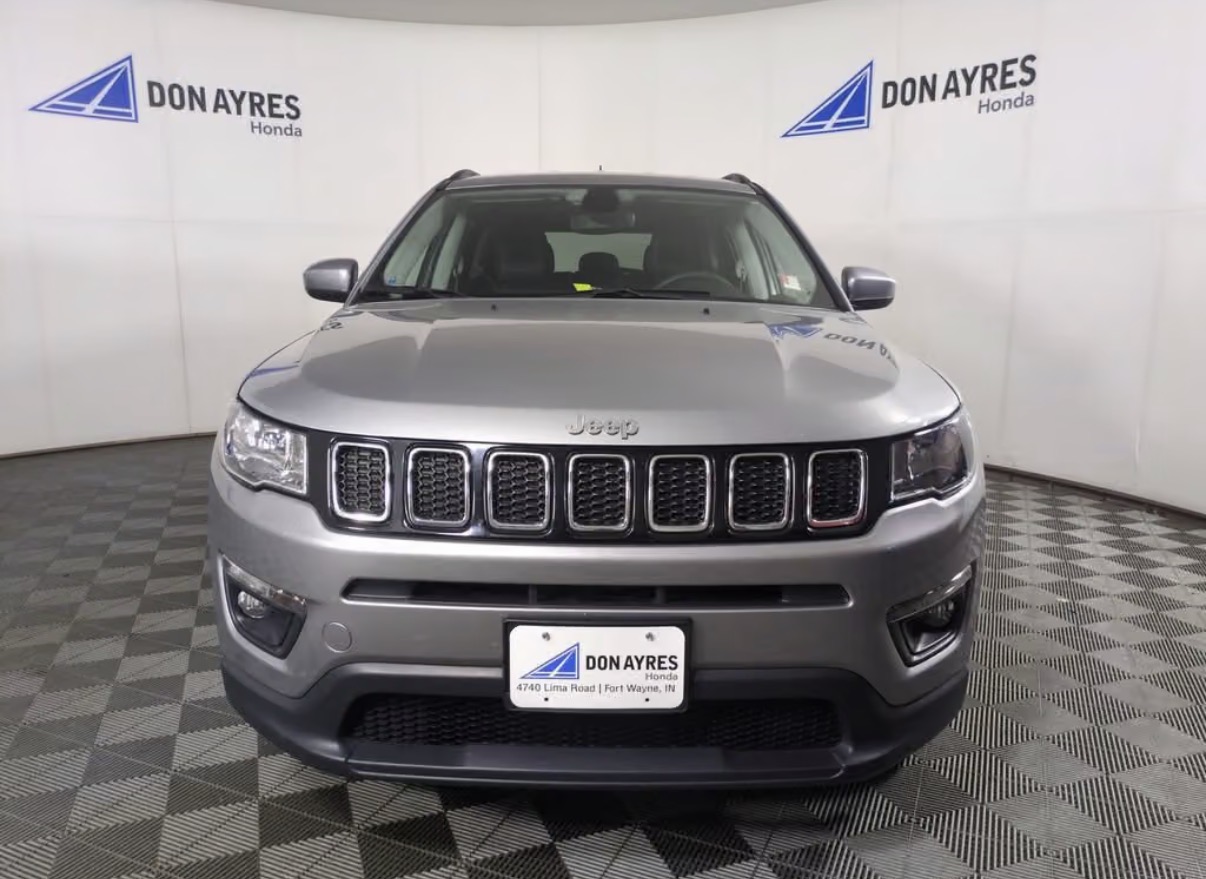 Used 2021 Jeep Compass Sport FWD image 9