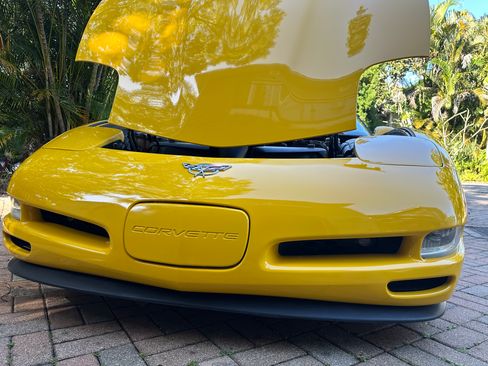 Used 2003 Chevrolet Corvette Convertible w/ Preferred Equipment Group1 image 14