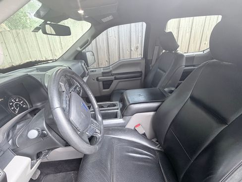 Used 2020 Ford F150 XLT w/ Equipment Group 302A Luxury image 13