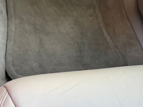 Used 1999 Cadillac De Ville Sedan w/ Comfort/Convenience Pkg image 12