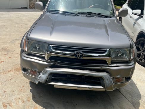 Used 2002 Toyota 4Runner Limited RWD image 4