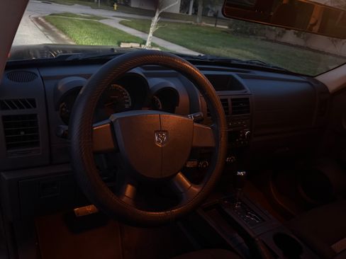 Used 2010 Dodge Nitro Heat w/ Chrome Accents Group image 12