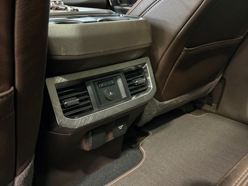 Used 2024 Ford F350 King Ranch image 28