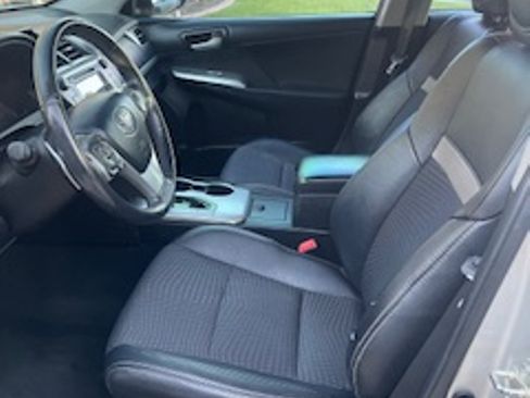 Used 2013 Toyota Camry SE image 11