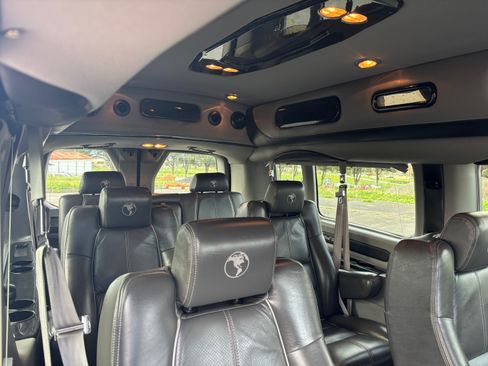 Used 2018 Ford Transit 150 148 Low Roof w/ Exterior Upgrade Package image 1