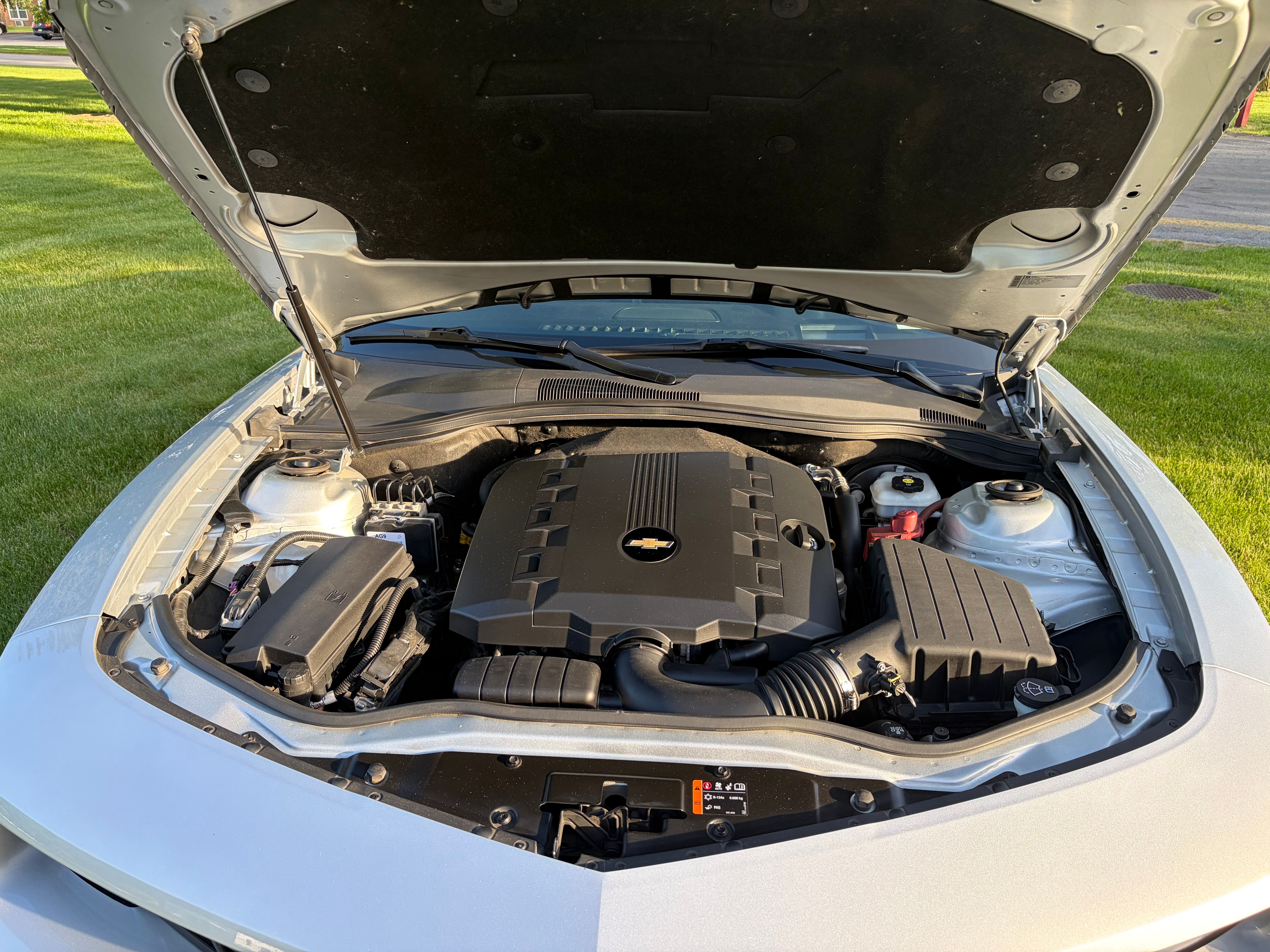 Used 2011 Chevrolet Camaro LT w/ RS Package RWD image 9