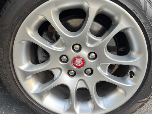 Used 2000 Jaguar XK8 Convertible image 29