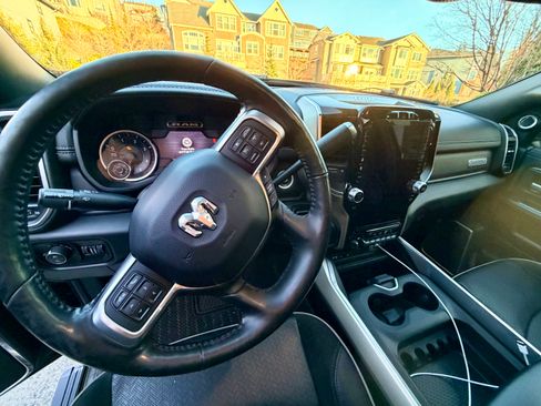 Used 2019 RAM 2500 Laramie image 10