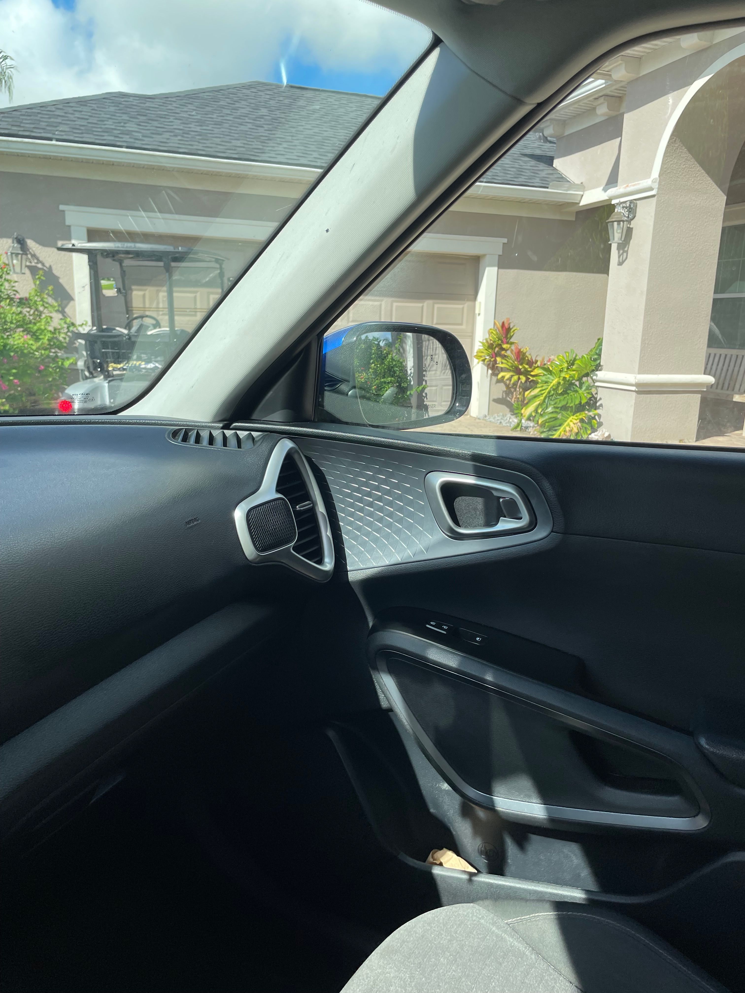Used 2020 Kia Soul GT-Line w/ GT 2.0L Power Sunroof Package FWD image 9