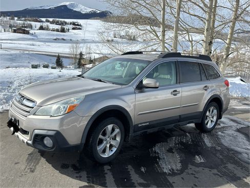 Used 2014 Subaru Outback 2.5i Limited w/ Moonroof Package image 2