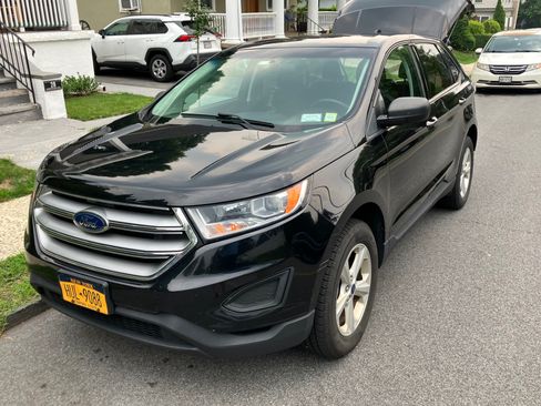 Used 2017 Ford Edge SE FWD image 1
