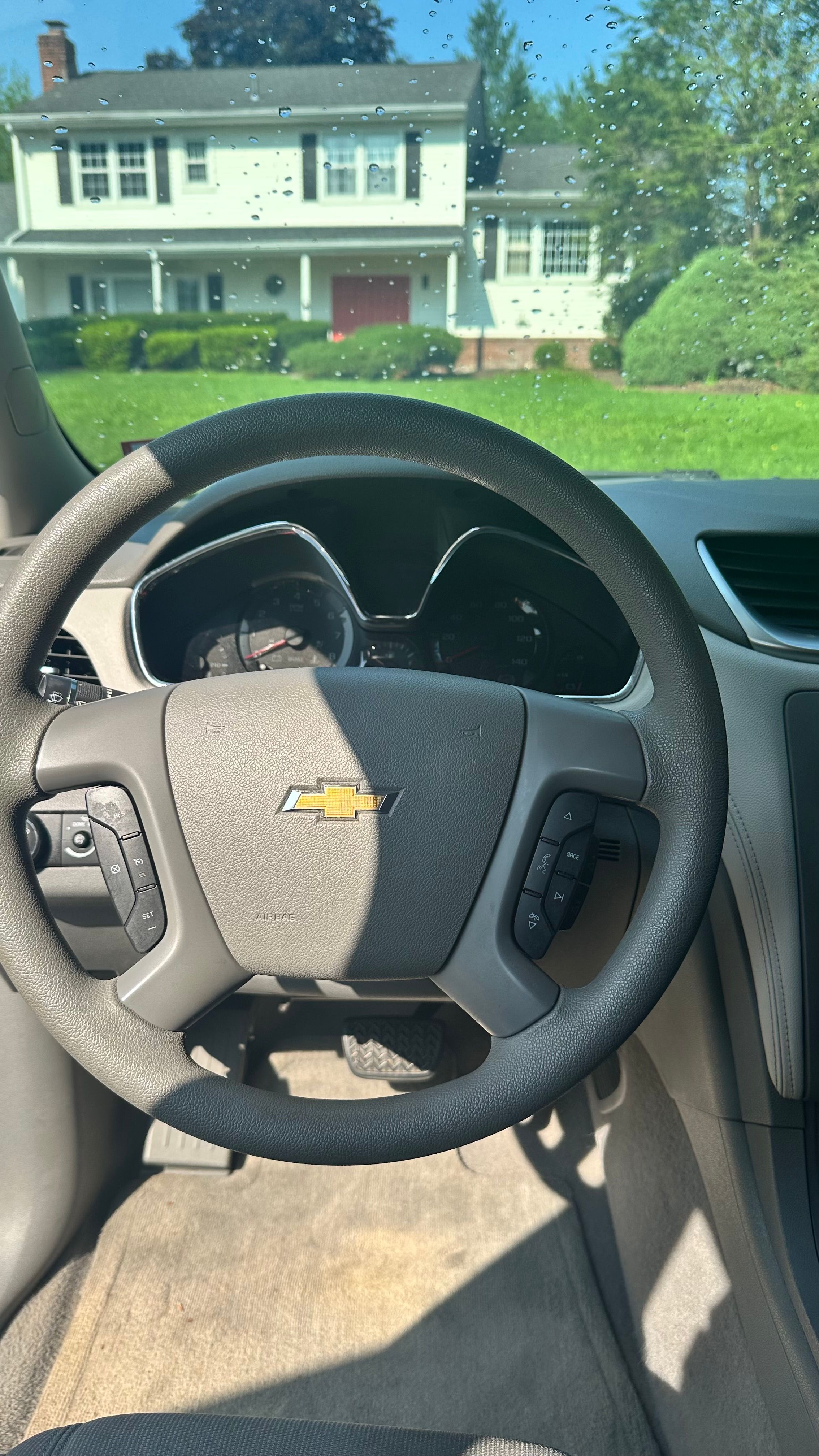 Used 2016 Chevrolet Traverse LS FWD image 9