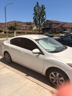Used 2011 MAZDA MAZDA3 i Sport FWD image 2
