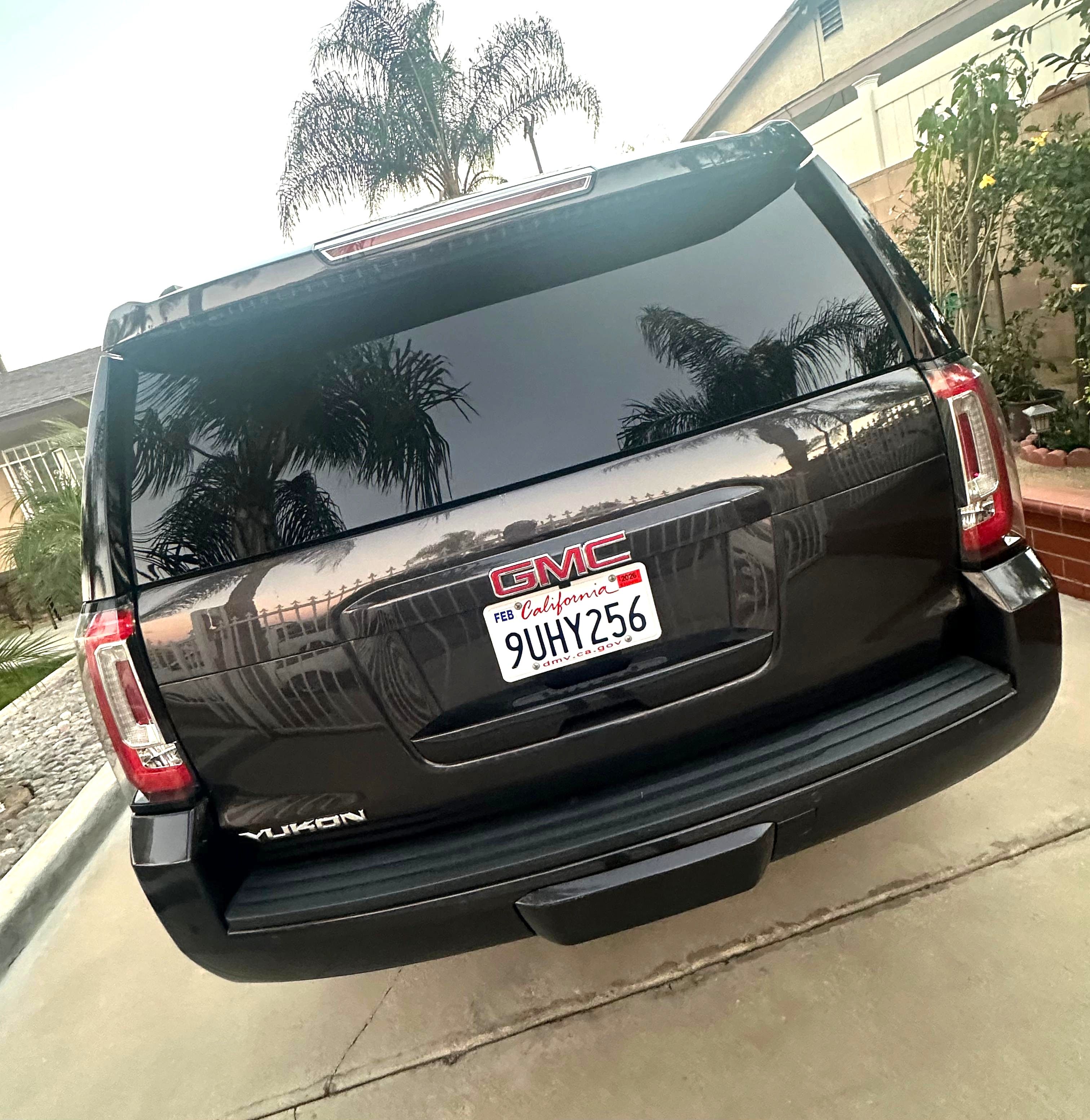 Used 2015 GMC Yukon SLE w/ Convenience Package RWD image 5