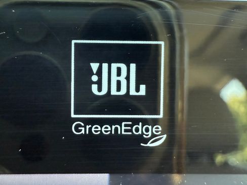 Used 2015 Toyota Prius V Four image 7