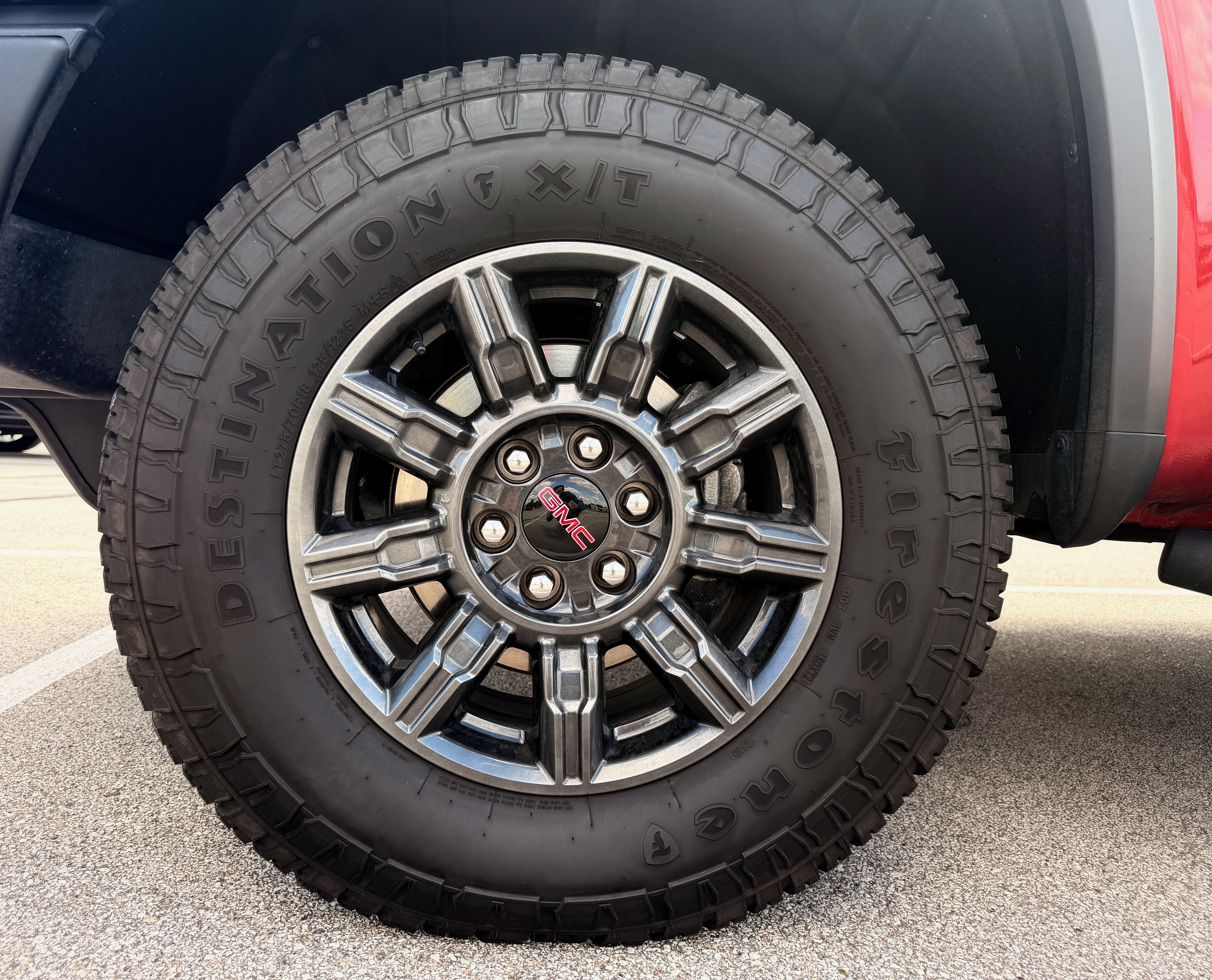 Used 2024 GMC Sierra 1500 AT4X AWD/4WD image 11